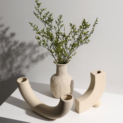 Modern Minimalist Ceramic Vase – Geometric Handmade Flower Ornament