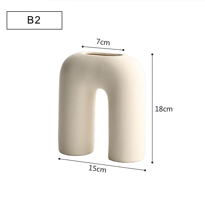 Modern Minimalist Ceramic Vase – Geometric Handmade Flower Ornament
