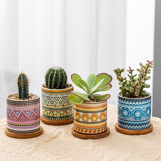 Decorative geometric indoor plant pot